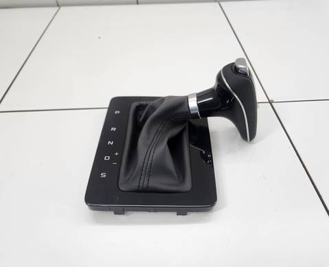 Накладка центральной консоли + ручка акпп для Faw Bestune B70 (с 2020)