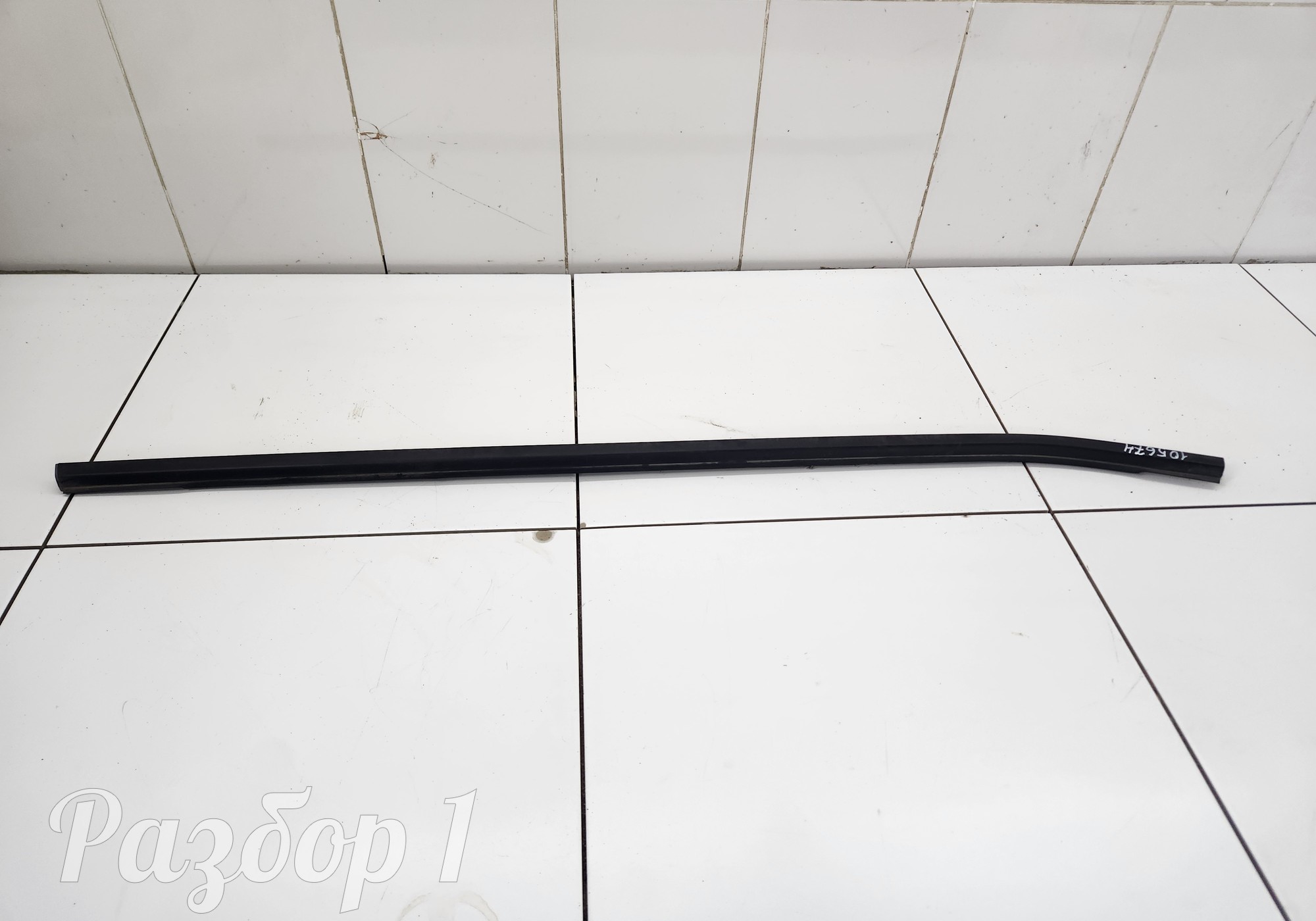 Молдинг двери задний правый для Faw Bestune B70 (с 2020)