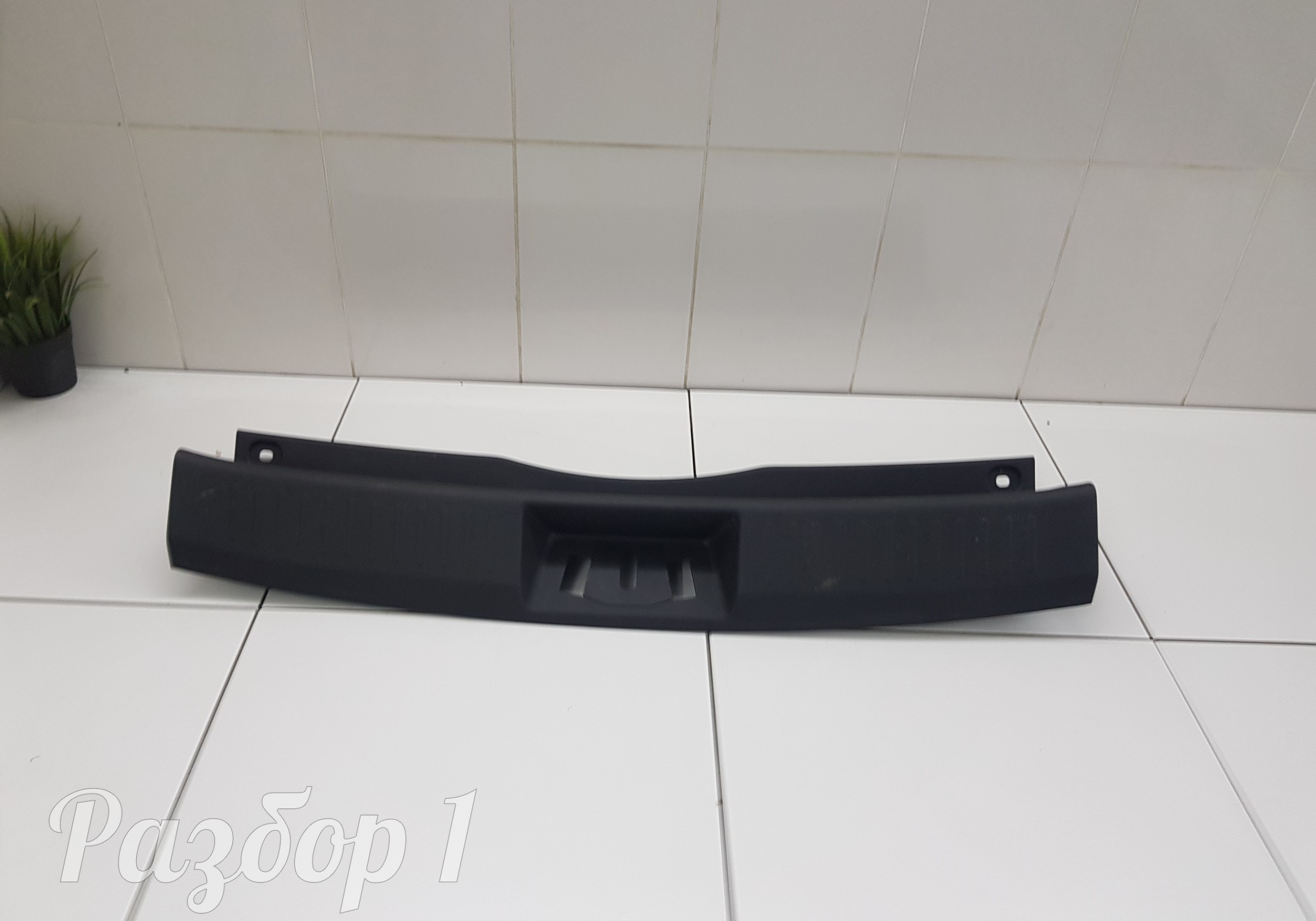 403001374AA Накладка замка багажника для Chery Tiggo 7 Pro (с 2020)