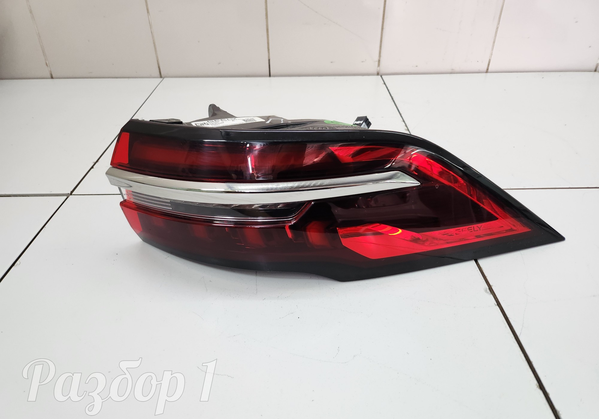 8894315893 Фонарь заднего правого крыла для Geely Monjaro (с 2021)