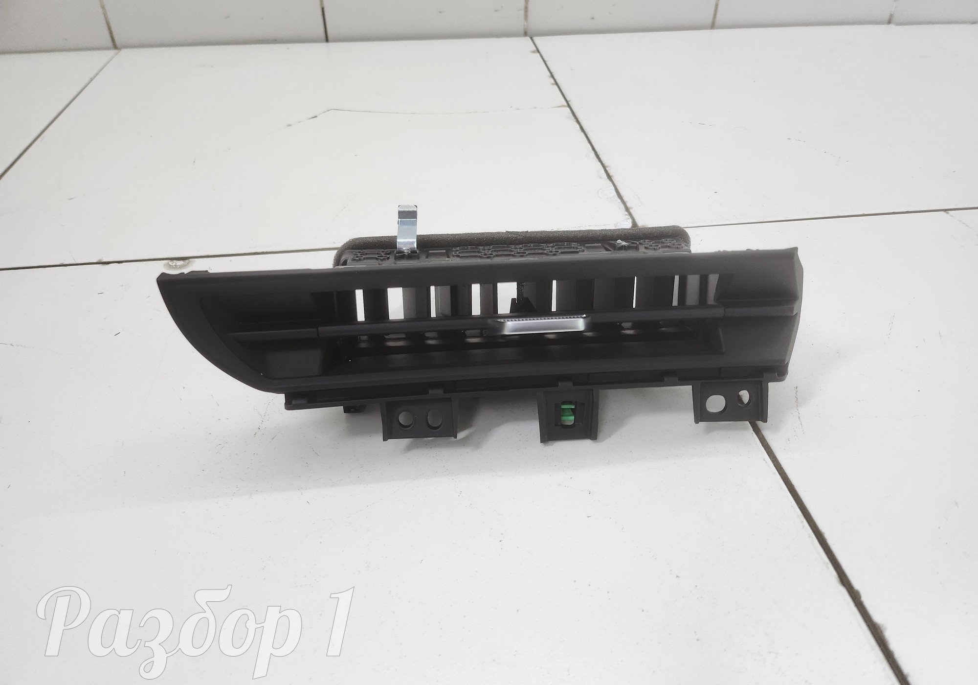 T285306067 Дефлектор воздушный для Chery Tiggo 9 (с 2023)