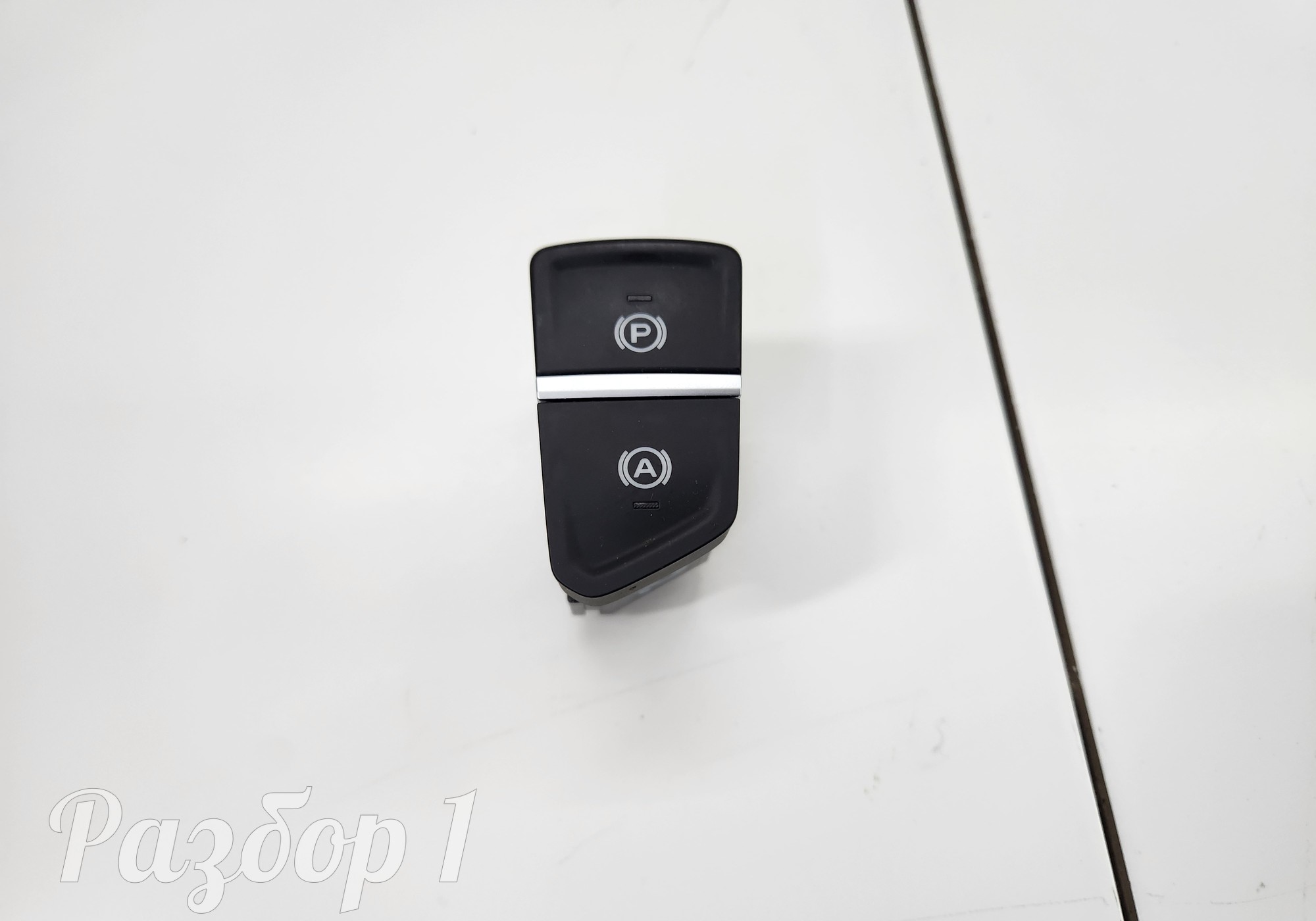 6608070064 Кнопка фиксатора стояночного тормоза для Geely Emgrand (SS11) (с 2021)