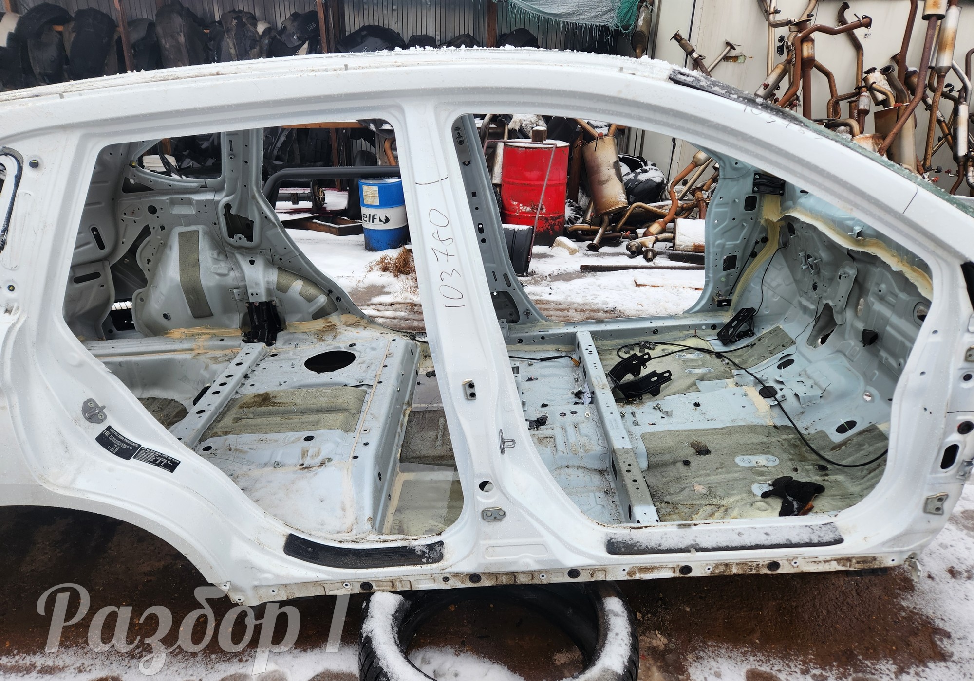 Порог с центральной стойкой правый для Haval M6 II (с 2021)