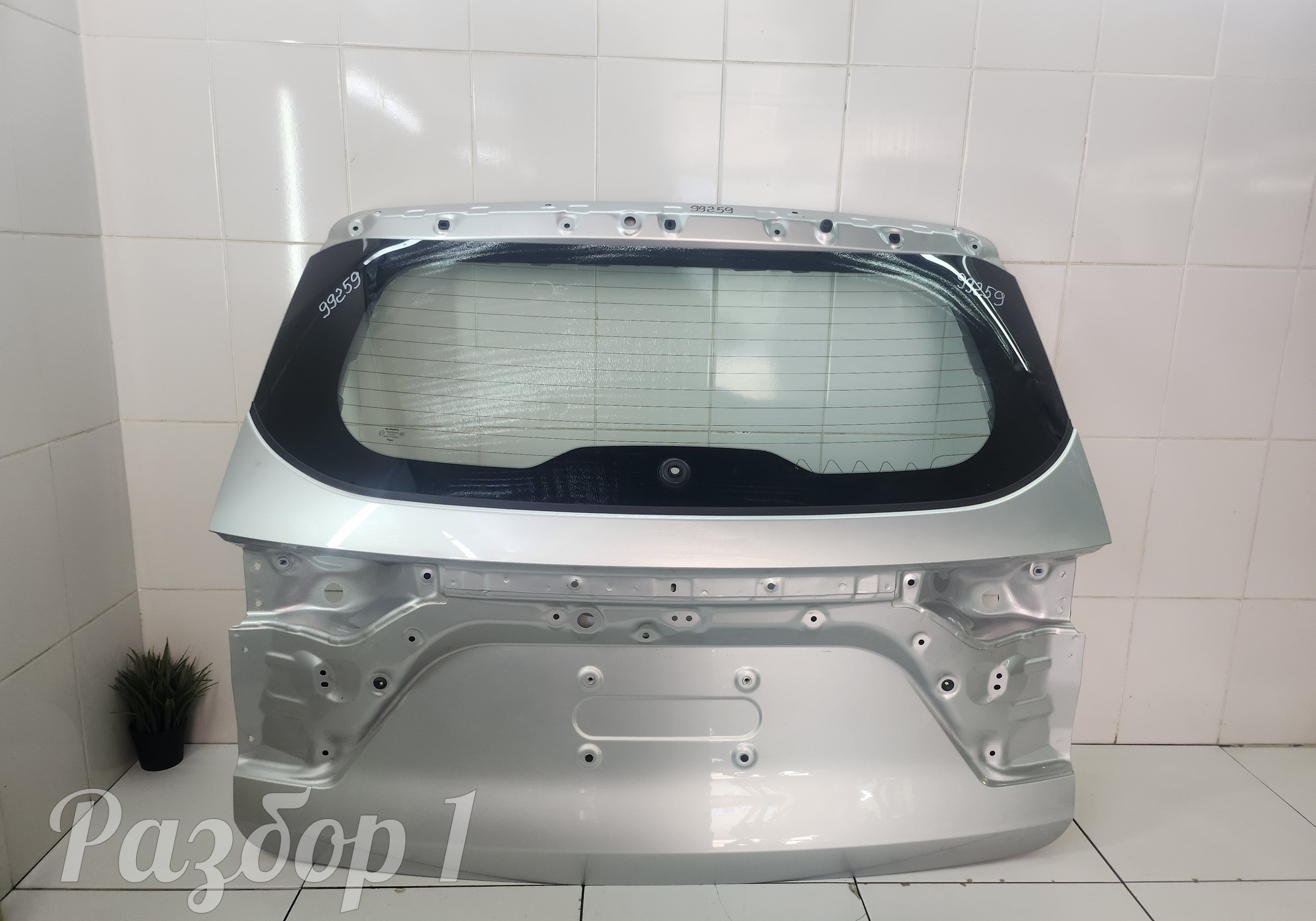 6301100XKZ0YA Крышка багажника для Haval M6 II (с 2021)