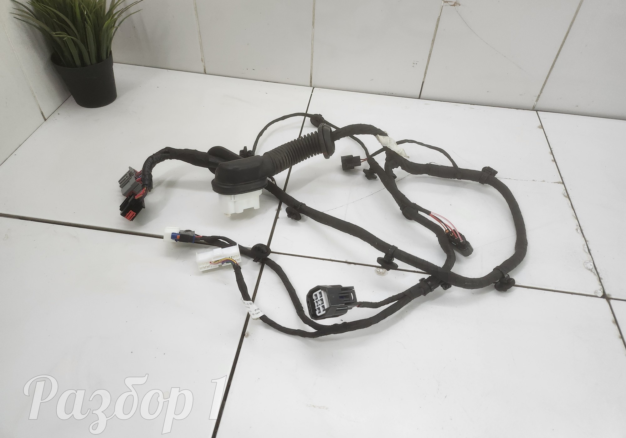 4002302XKJ20A Электропроводка передней правой двери для Haval H3 (с 2024)