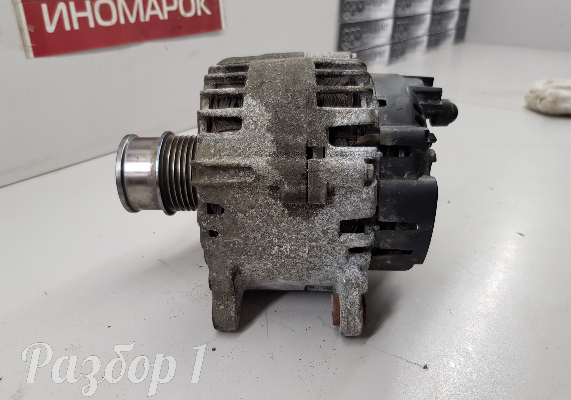 04C903023K Генератор для Audi A1
