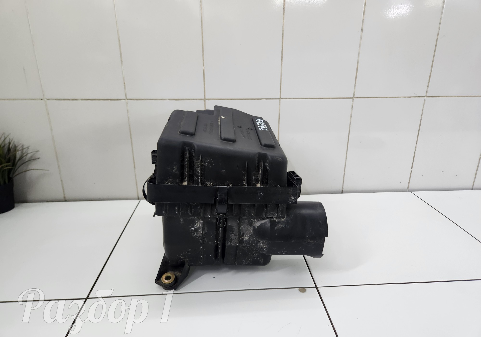 1109100P35F0 Воздушный фильтр (корпус) для Jac T9 (с 2023)