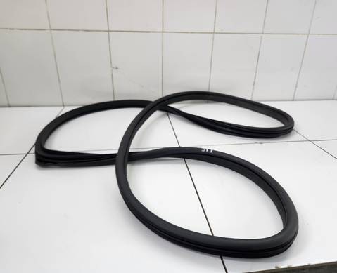 Уплотнитель проема задней правой двери для Geely Atlas Pro (с 2021)