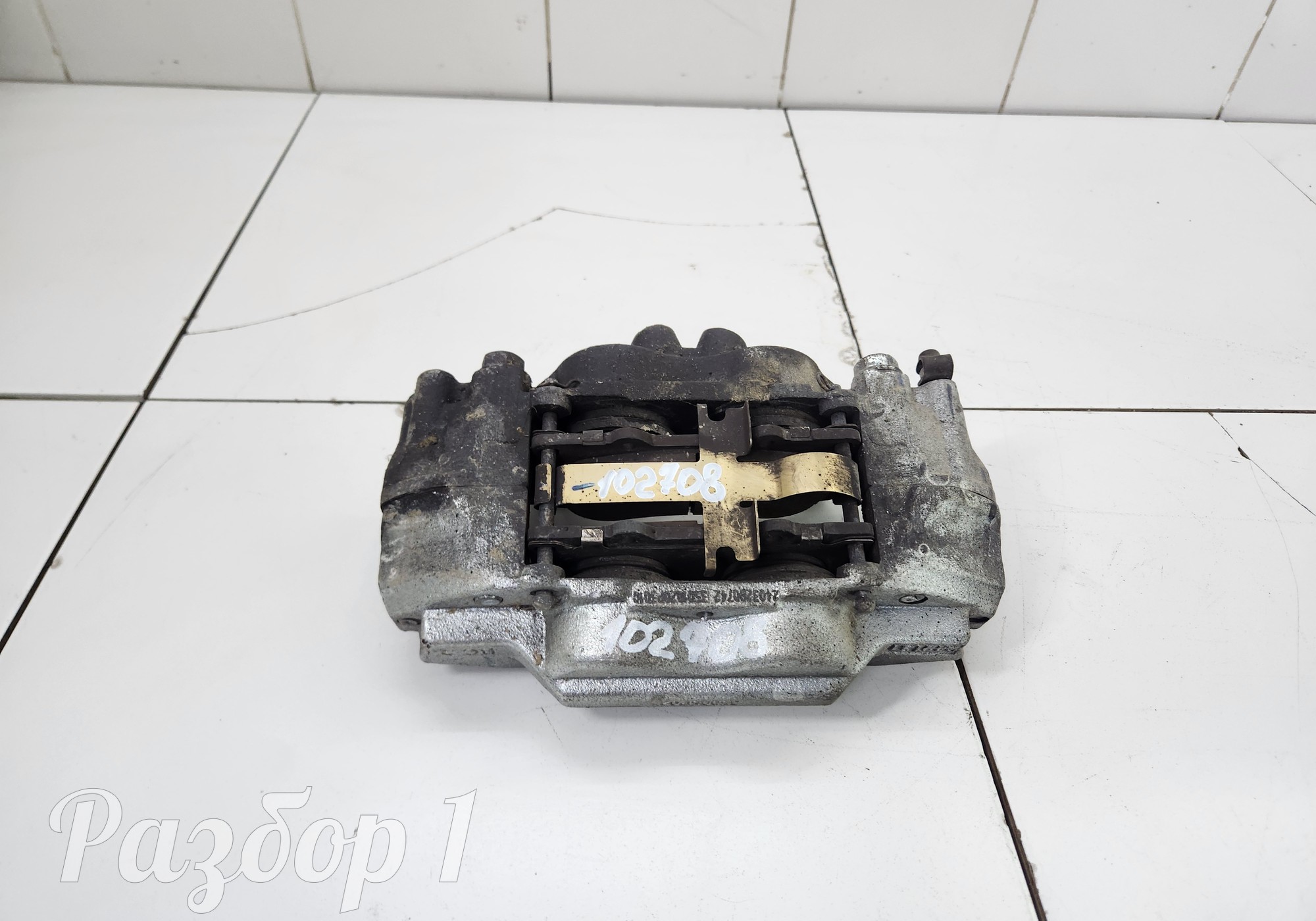 Суппорт передний правый для Jac T9 (с 2023)