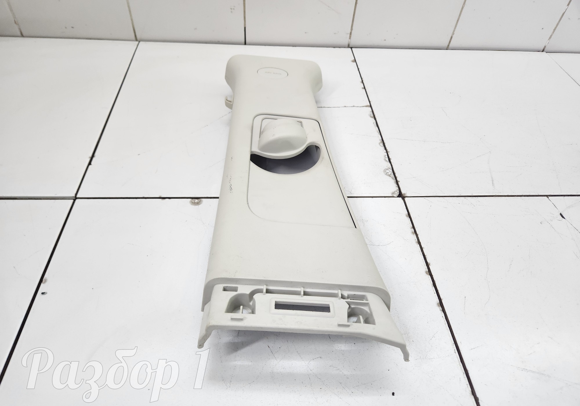 5402210CN01AA Накладка центральной стойки левая для Changan UNI-T (с 2020)