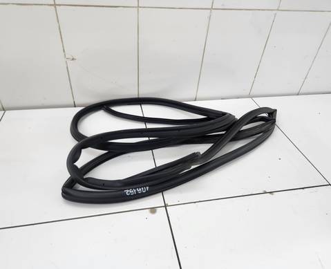 Уплотнитель задней правой двери для Geely Atlas Pro (с 2021)