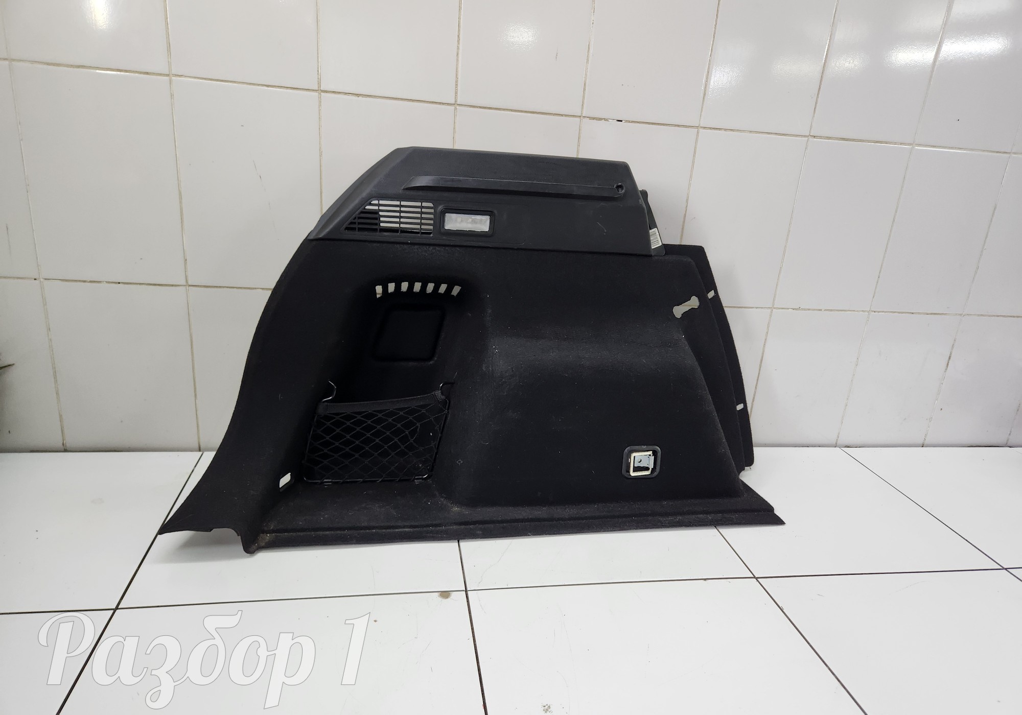 Обшивка багажника левая для Geely Coolray (с 2020)