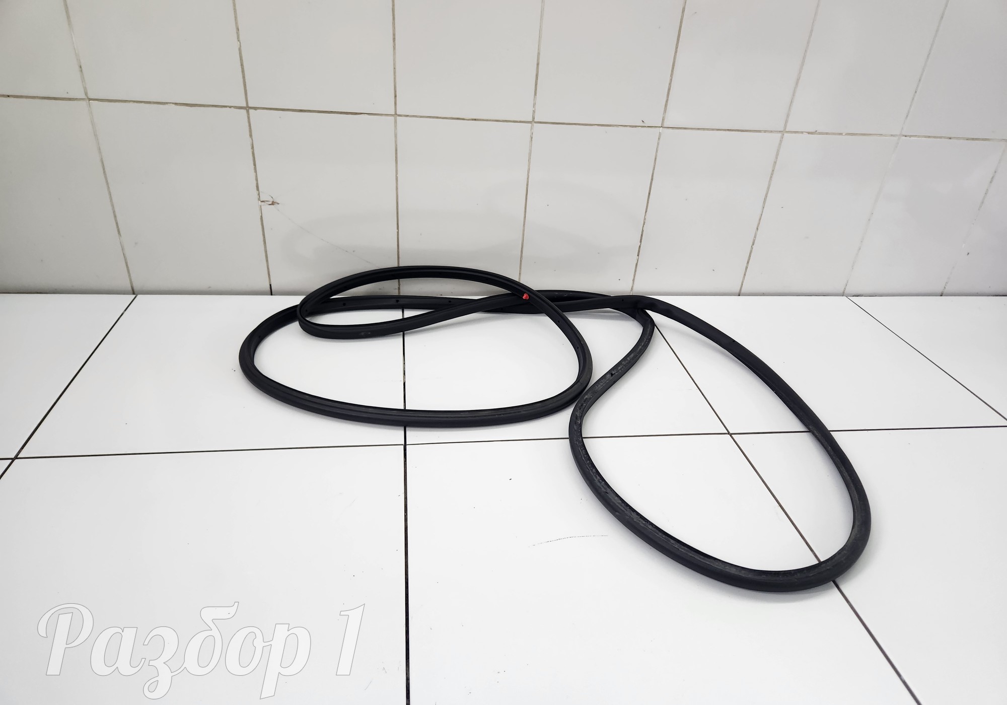 Уплотнитель передней правой двери для Haval H3 (с 2024)