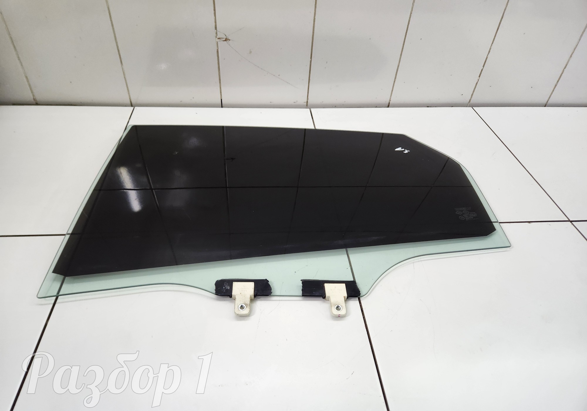 Стекло двери заднее левое для Geely Tugella (с 2019)