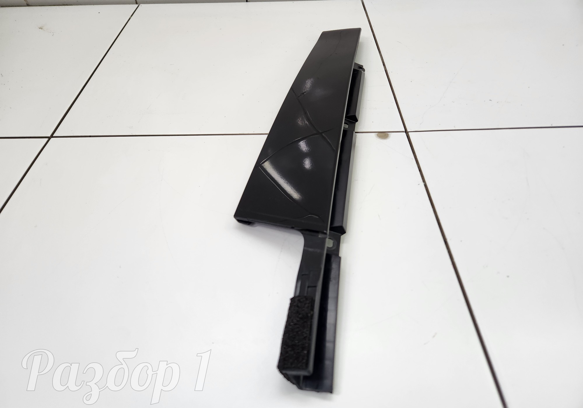 6600002353 Накладка двери передняя правая для Geely Tugella (с 2019)