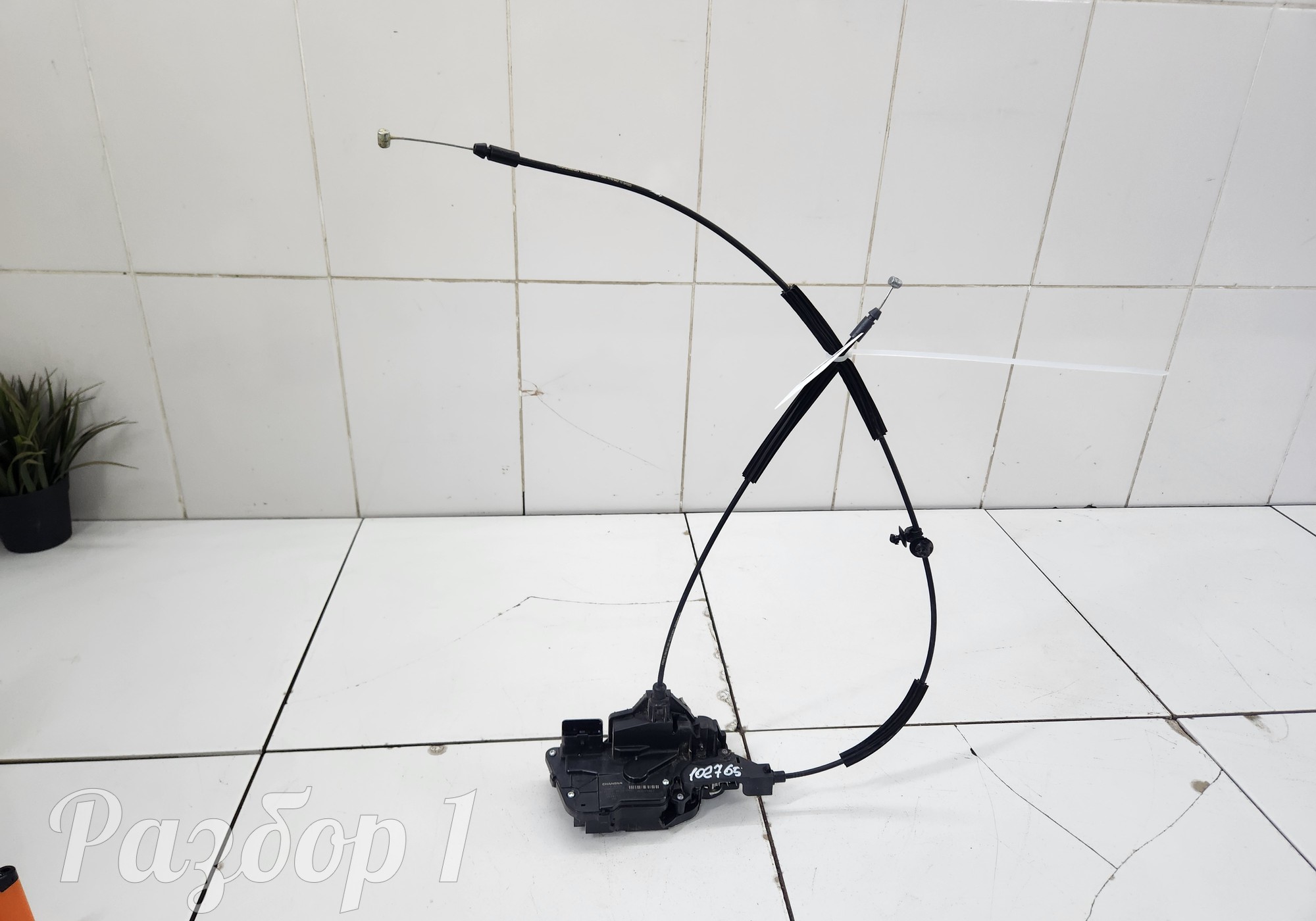 6105200MK04CN01 Замок передней правой двери для Changan UNI-T (с 2020)