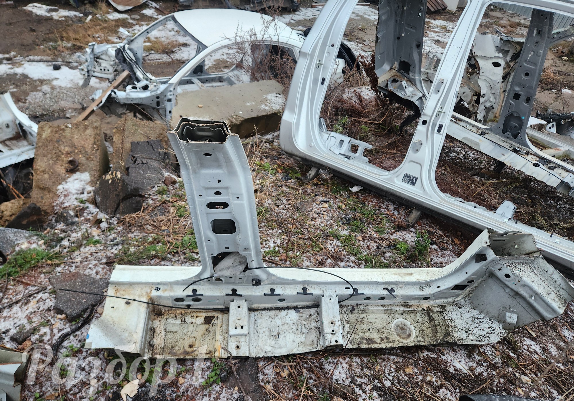 Порог левый со стойками для Geely Emgrand (SS11) (с 2021)