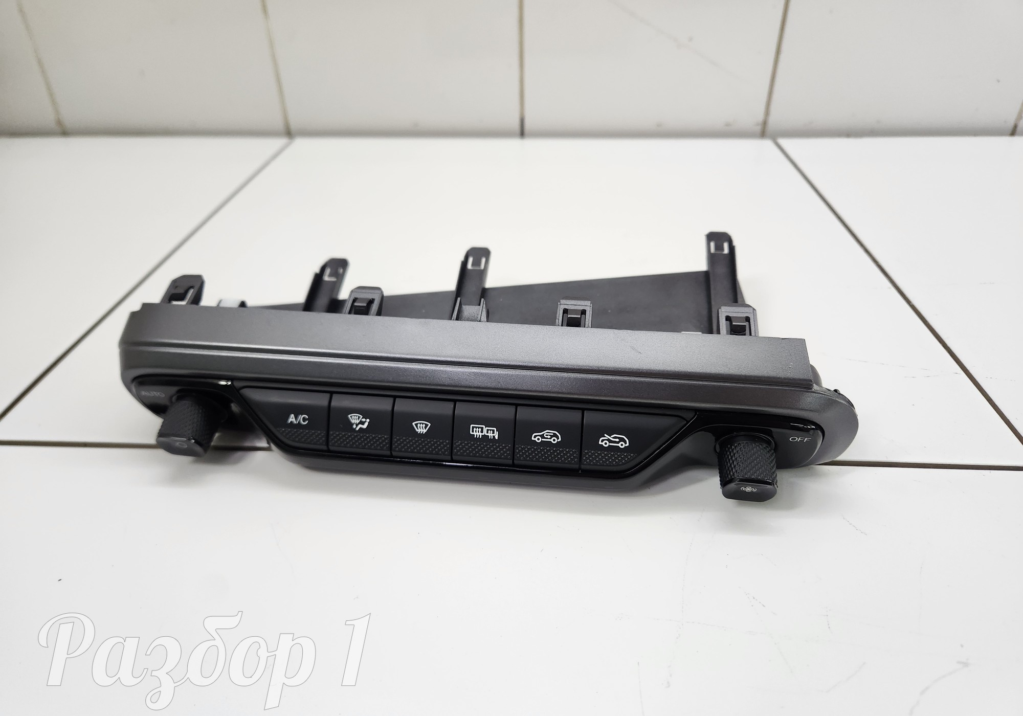8130004CRV0200 Блок управления климатом для Gac GS3 (с 2024)