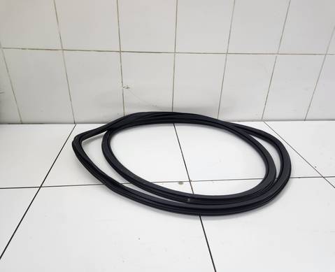 Уплотнитель проема передней правой двери для Geely Tugella (с 2019)