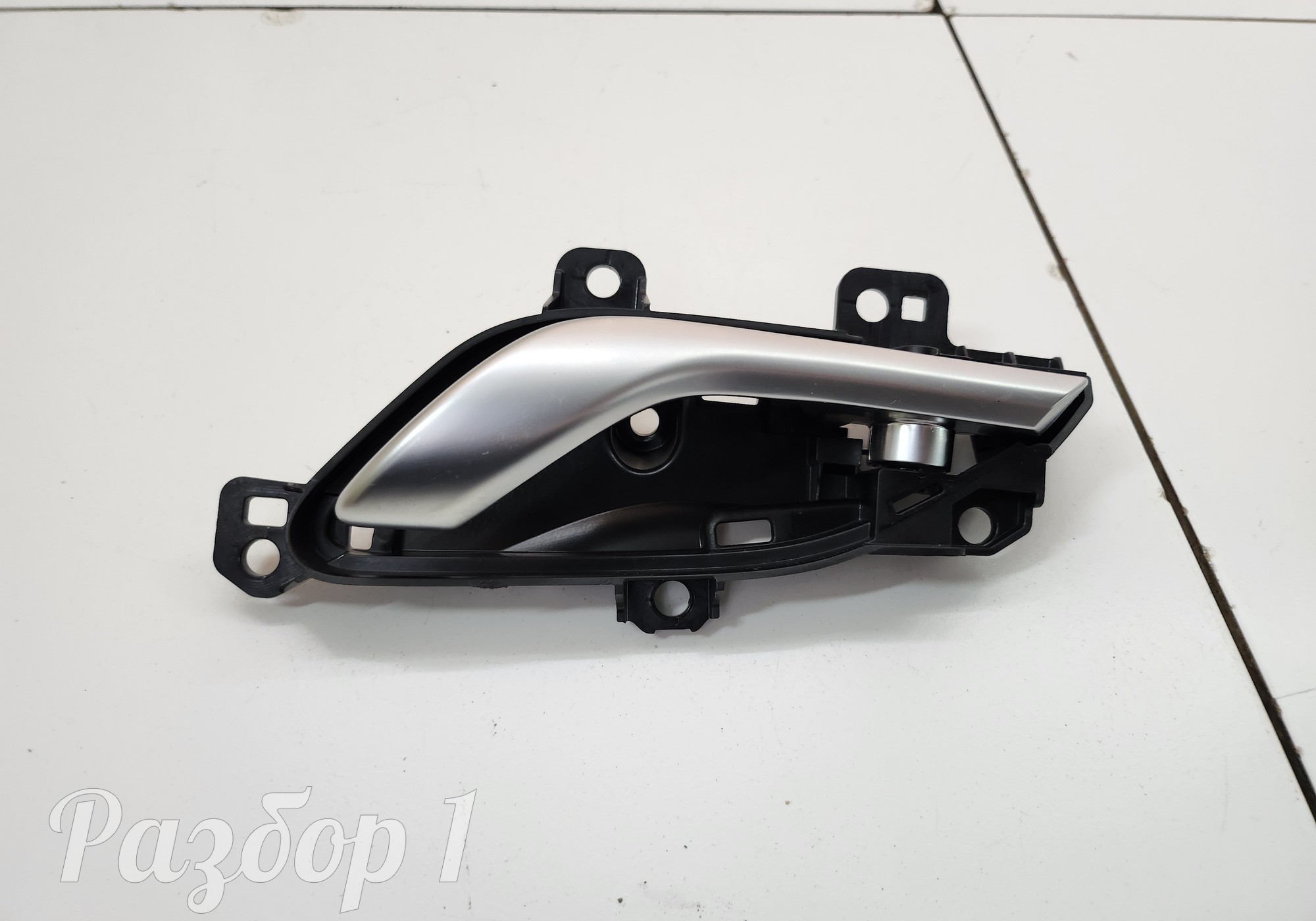 8889188826 Ручка двери внутренняя задняя левая для Geely Monjaro (с 2021)