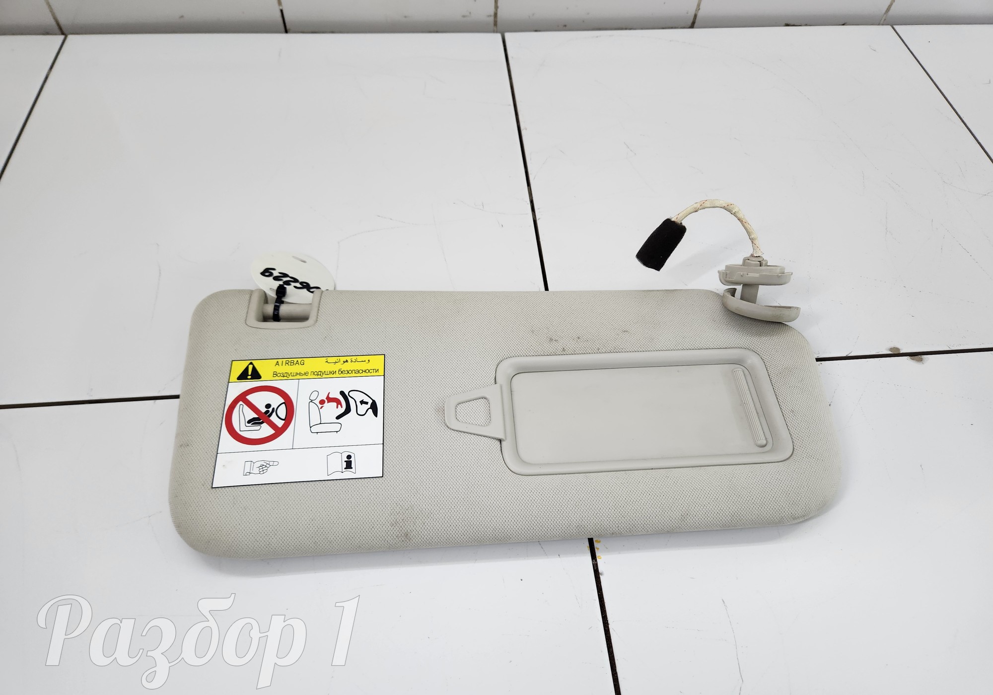 Козырек солнцезащитный правый для Geely Atlas Pro (с 2021)