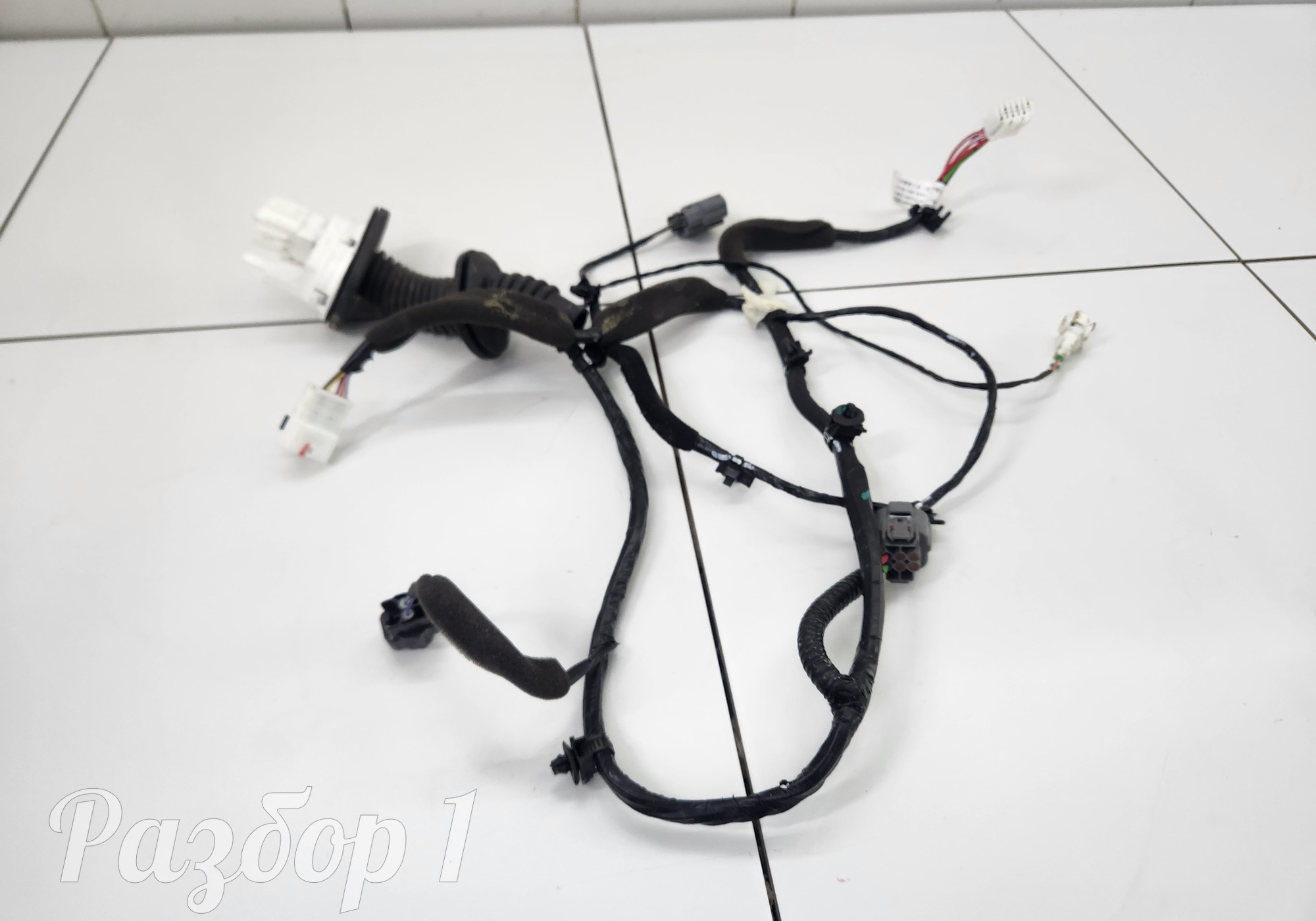 4002104XKZ3MA Электропроводка передней правой двери для Haval M6 II (с 2021)