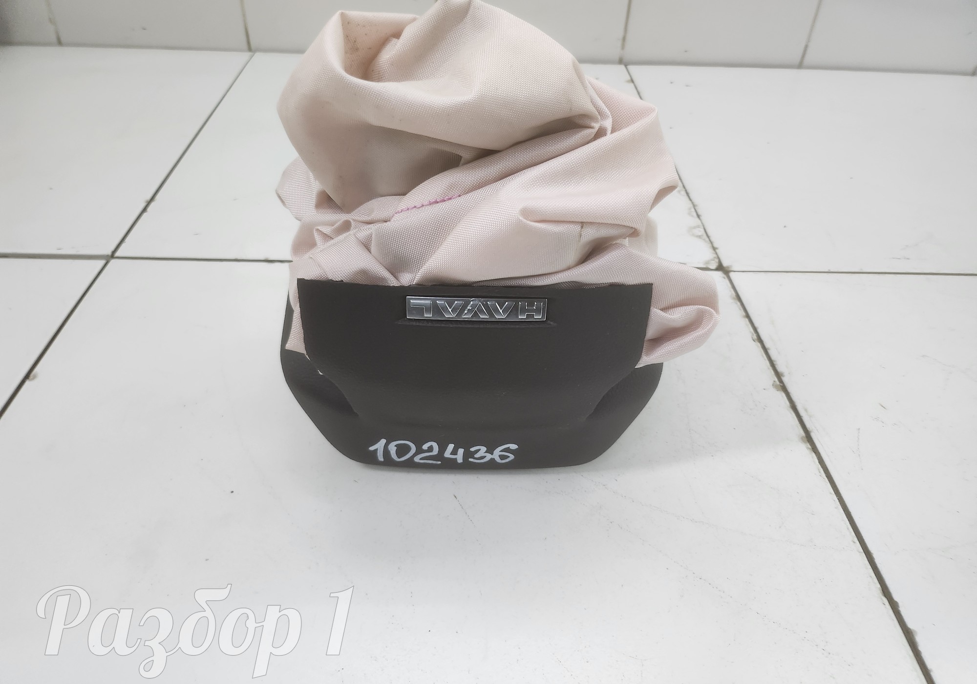 5820120XKJ20A8P Подушка безопасности водителя для Haval H3 (с 2024)