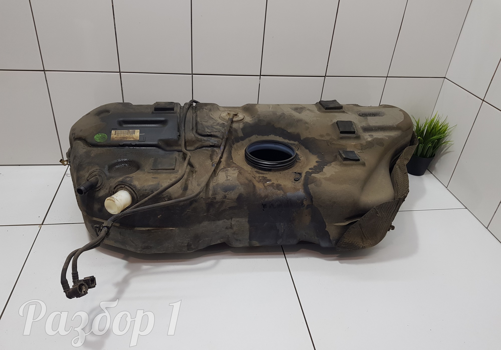 6600001616 Бак топливный для Geely Coolray (с 2020)