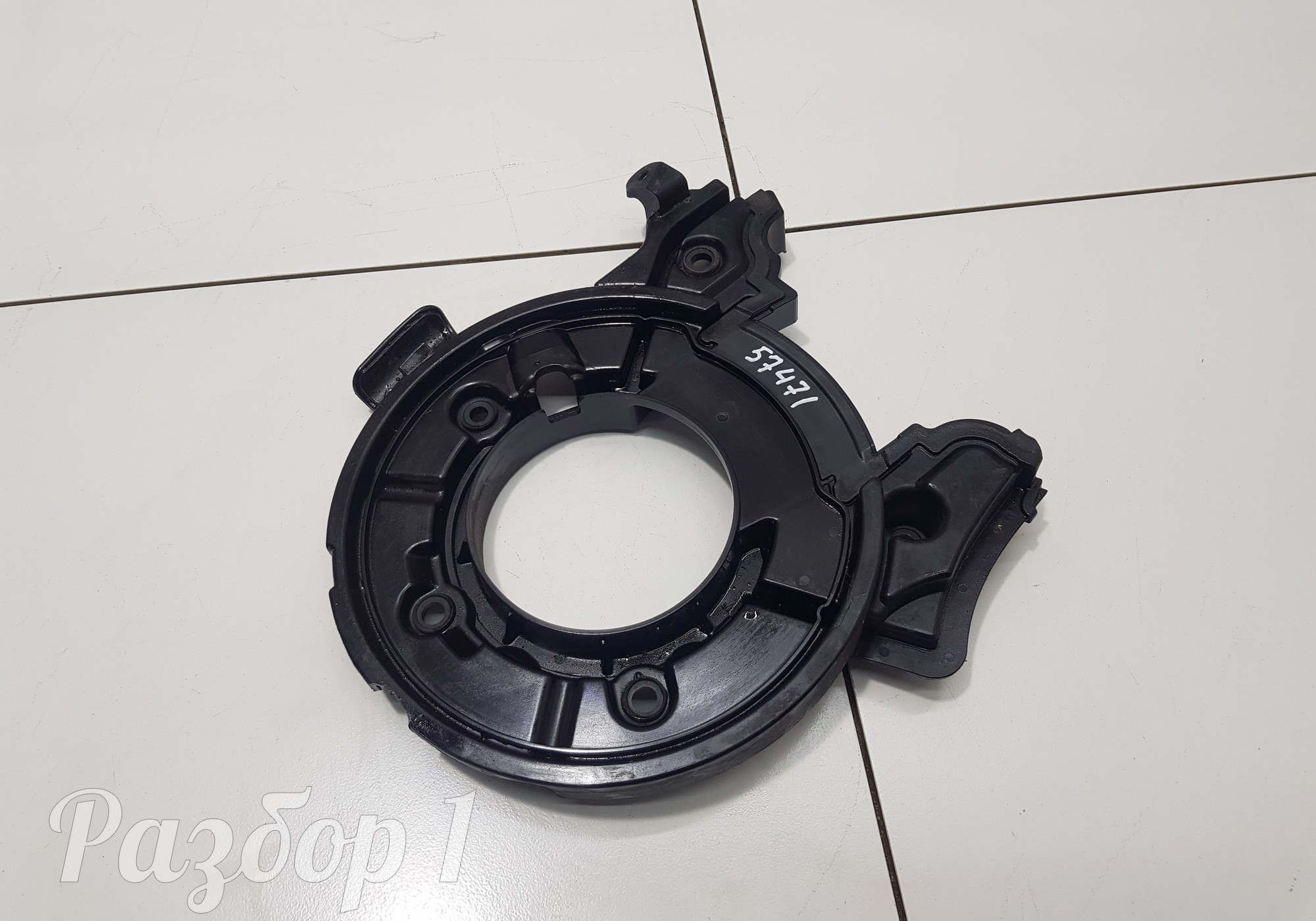 31368520 Крышка коленвала для Geely Coolray (с 2020)