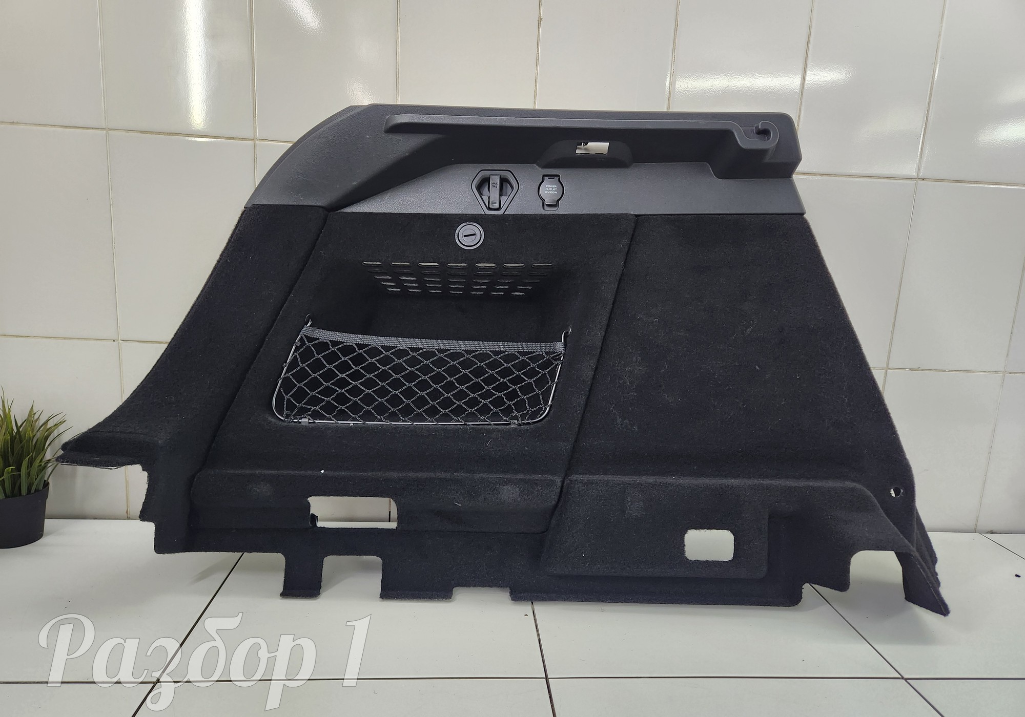 6600099831 Обшивка багажника левая для Geely Tugella (с 2019)