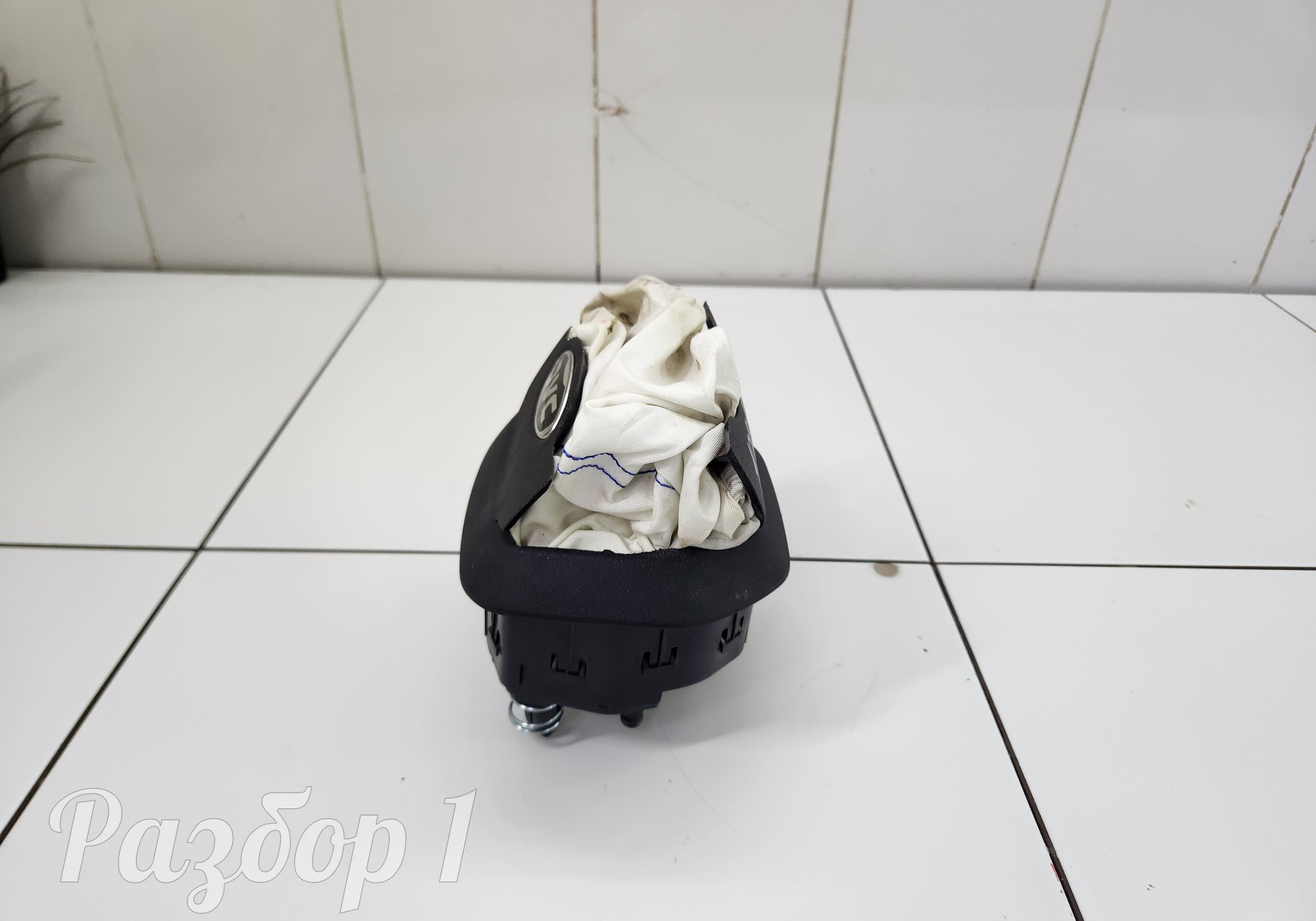 Подушка безопасности водителя для Jac T9 (с 2023)