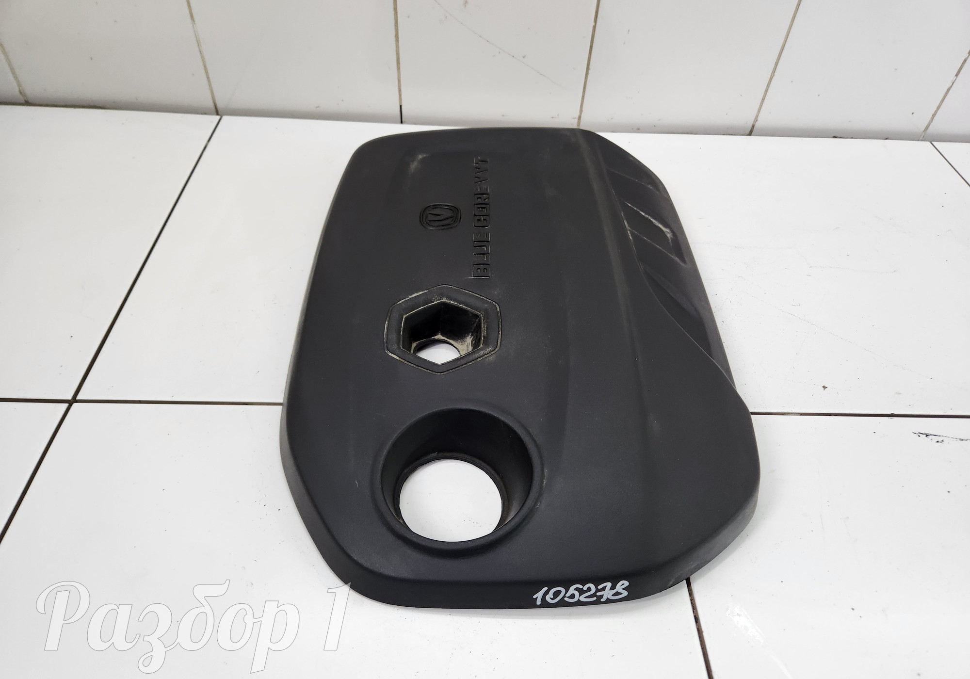 5510110BS01 Крышка двигателя для Changan Alsvin (с 2018)