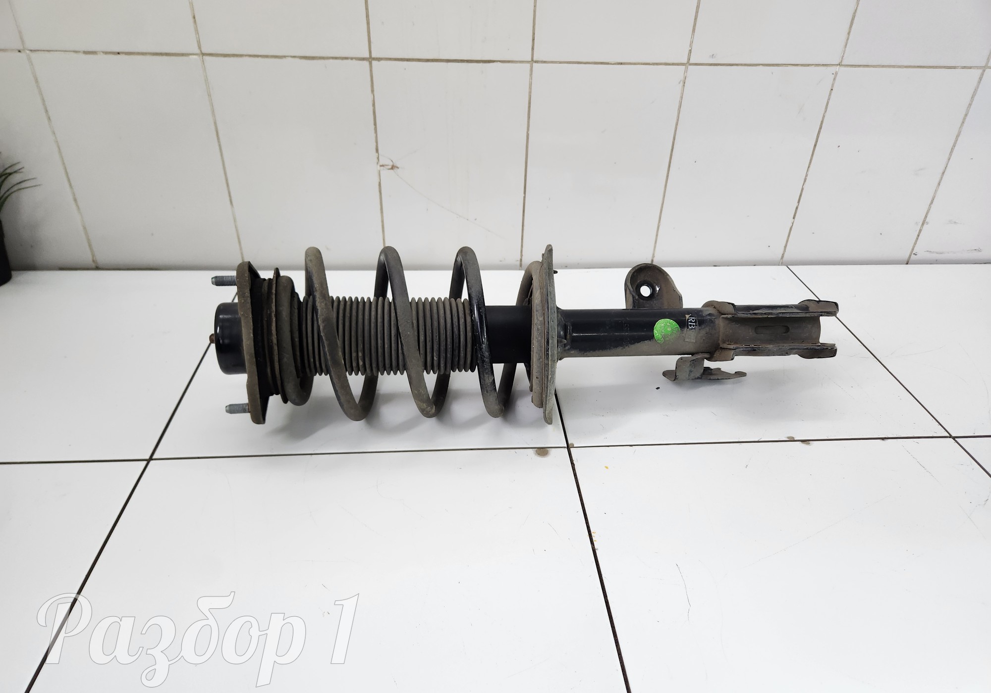 Амортизатор передний (правый) в сборе для Geely Atlas Pro (с 2021)