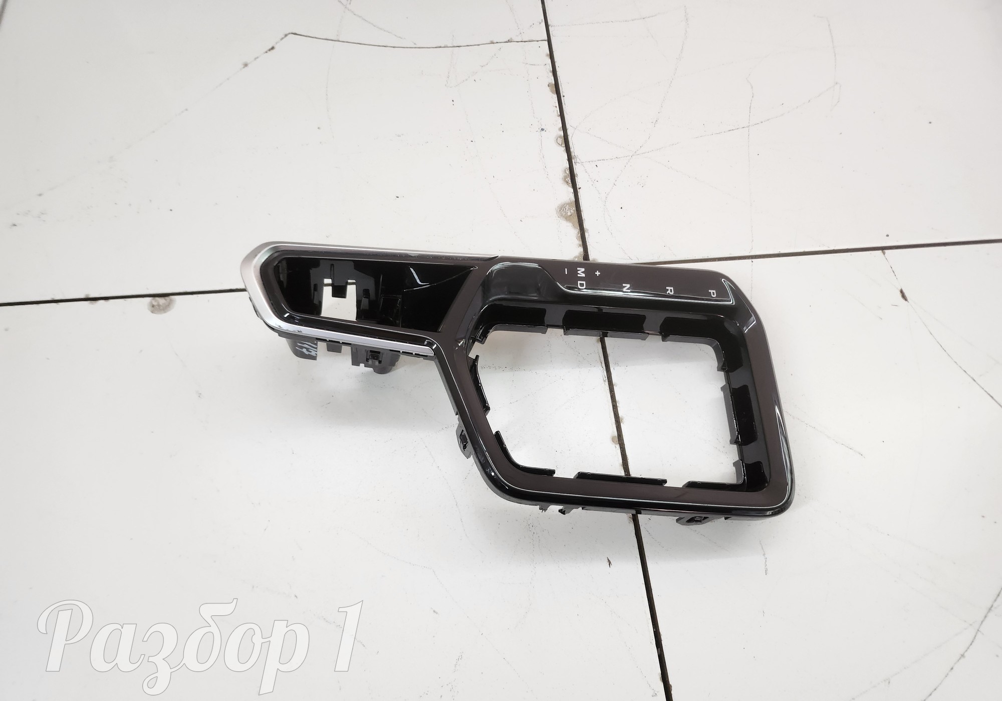 8890740739 Накладка селектора АКПП для Geely Emgrand (SS11) (с 2021)