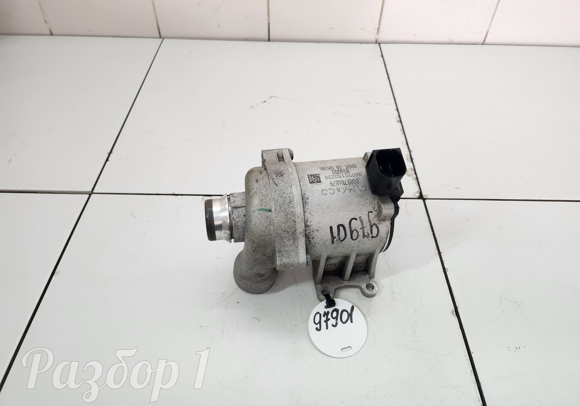 8889786879 Насос водяной (помпа) для Geely Monjaro (с 2021)