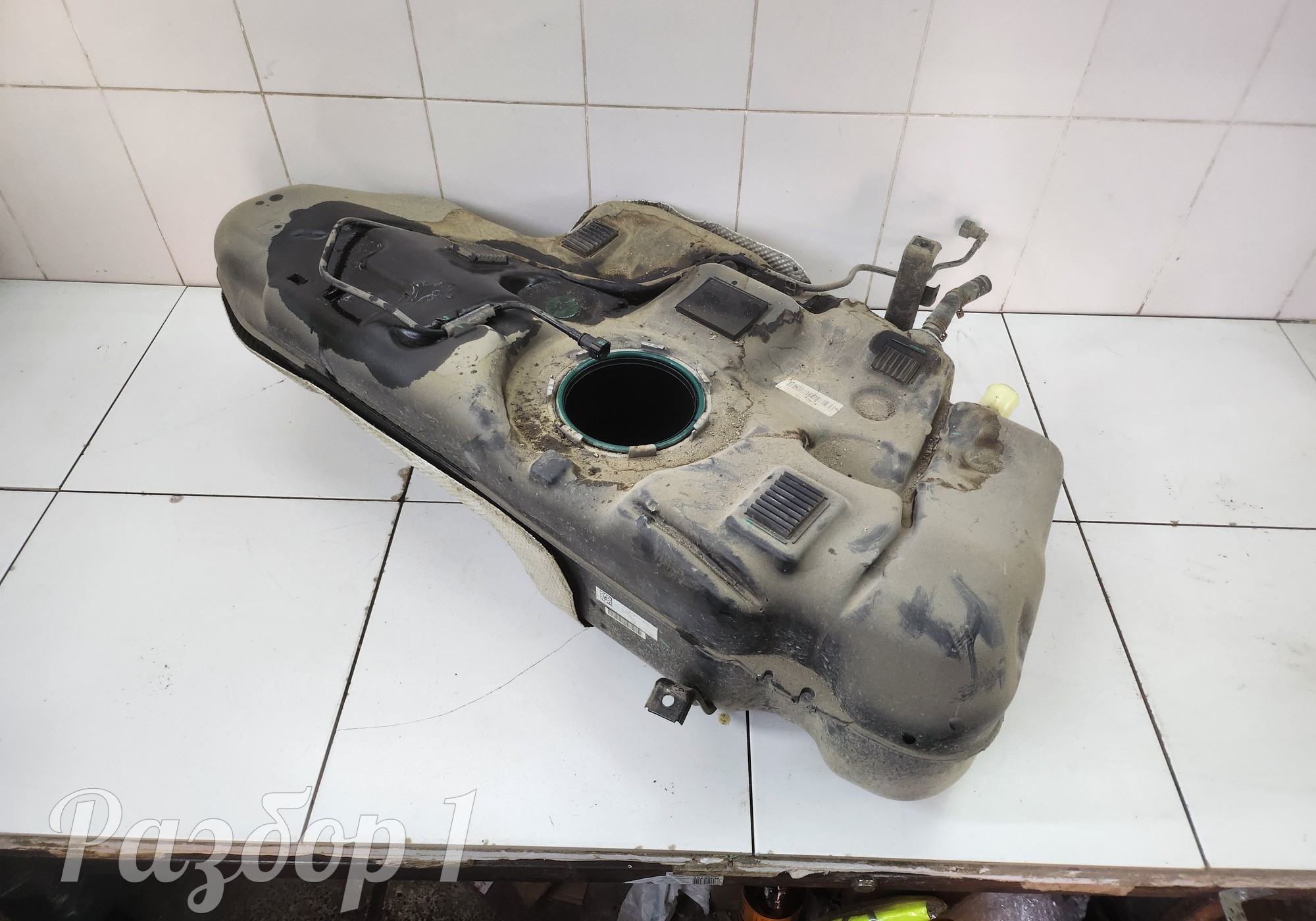 8893495829 Бак топливный для Geely Emgrand (SS11) (с 2021)