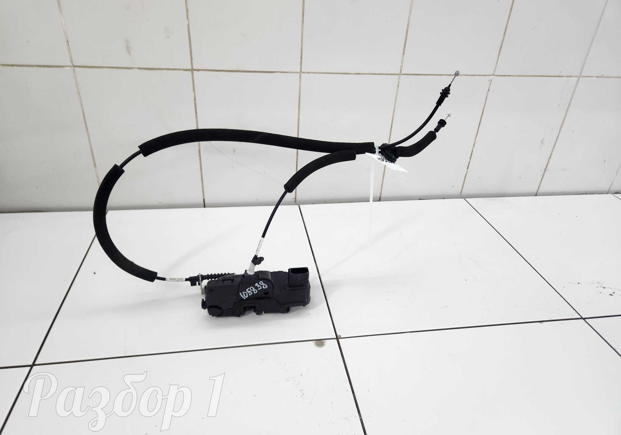 6600191255 Замок передней правой двери для Geely Tugella (с 2019)