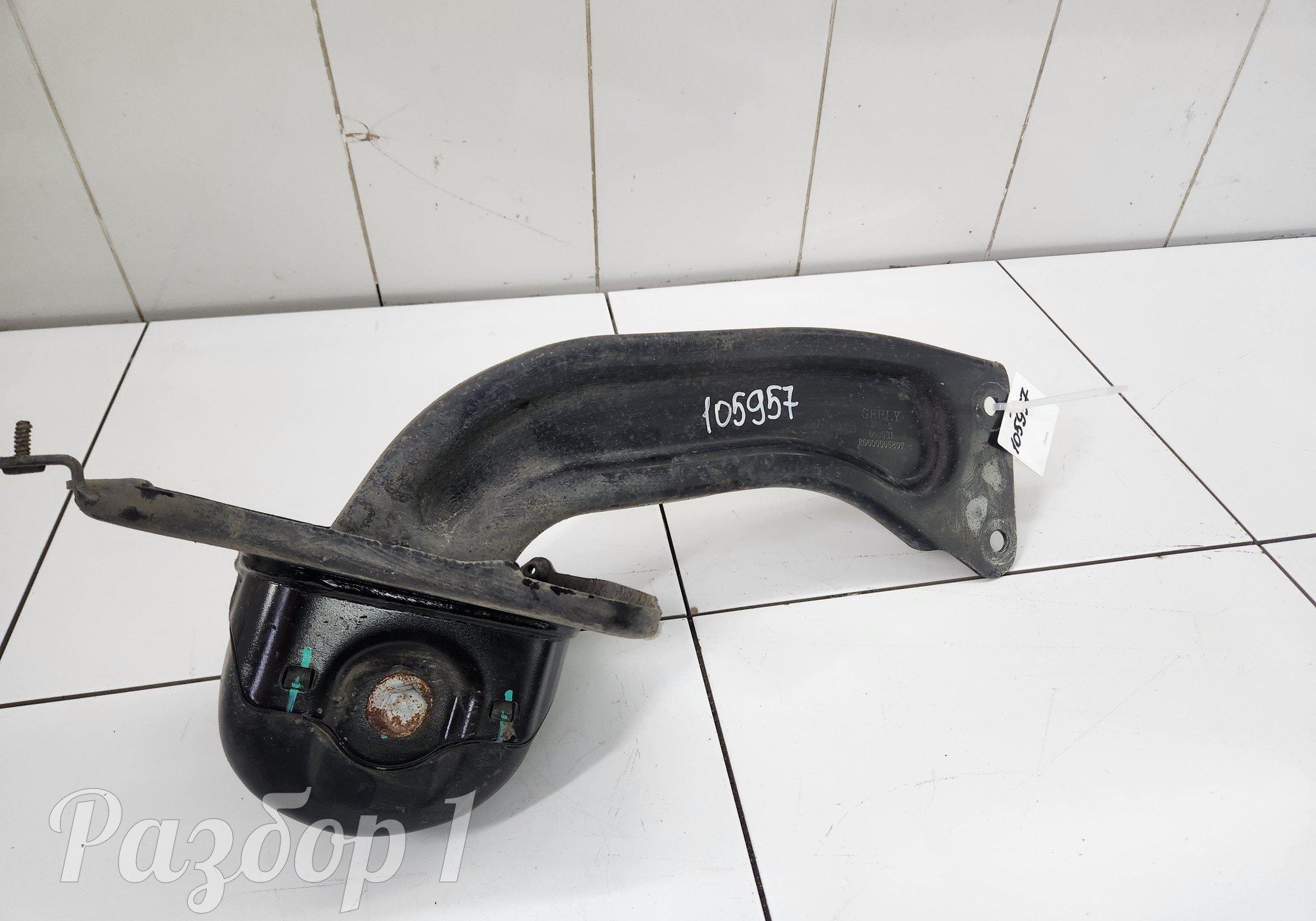 6600005807 Рычаг задней подвески правый для Geely Tugella (с 2019)