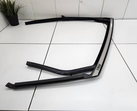 Уплотнитель стекла задней левой двери для Geely Tugella (с 2019)