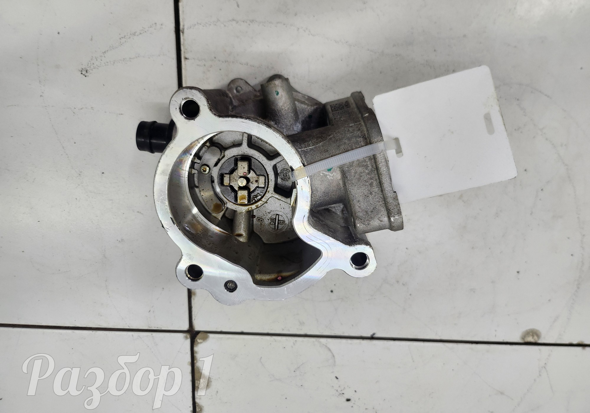 32208309 Насос вакуумный для Geely Tugella (с 2019)