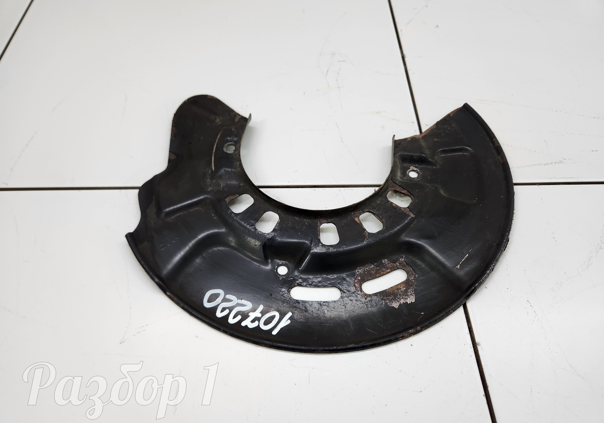 Кожух тормозного диска передний левый для Changan UNI-V (с 2022)