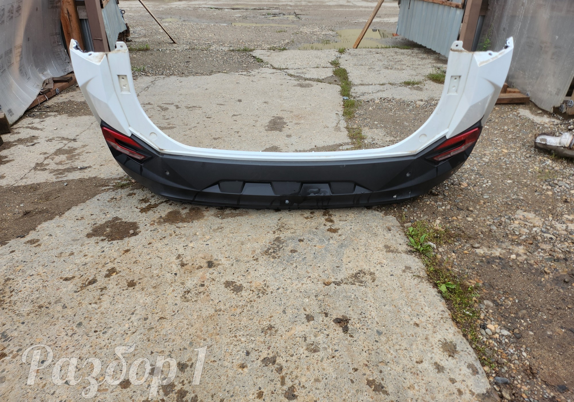 1EA050221E1 Бампер задний для Faw Bestune T77 (с 2018)