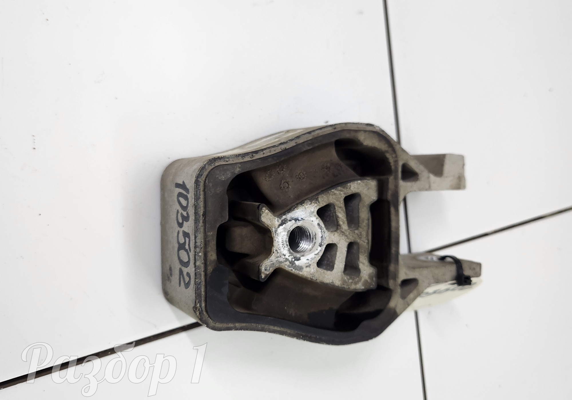 6600126357 Опора двигателя для Geely Tugella (с 2019)