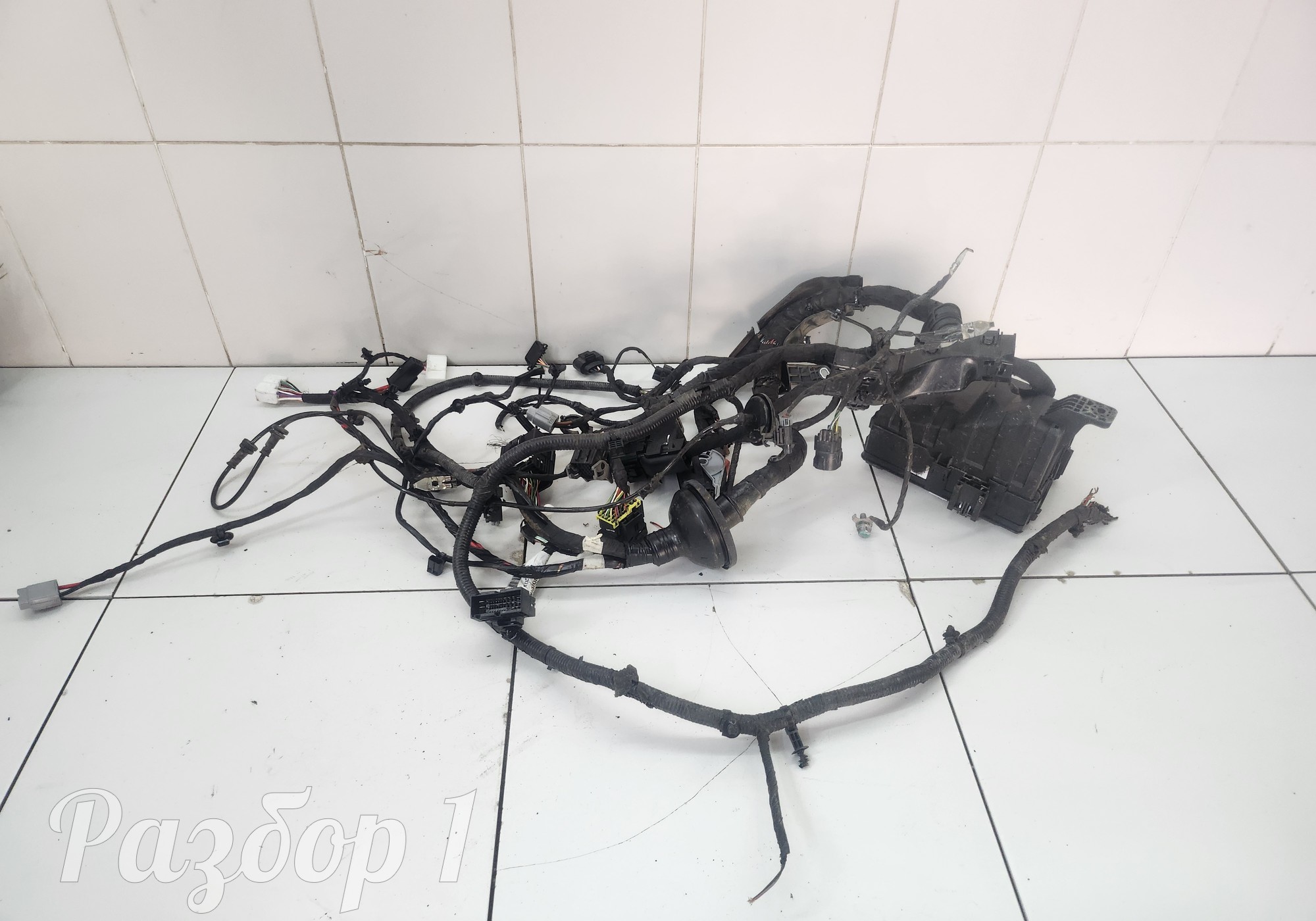 6608070748 Электропроводка подкапотная для Geely Tugella (с 2019)