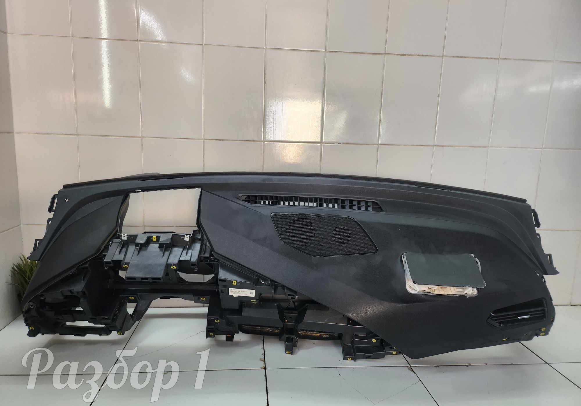 Торпедо для Geely Tugella (с 2019)