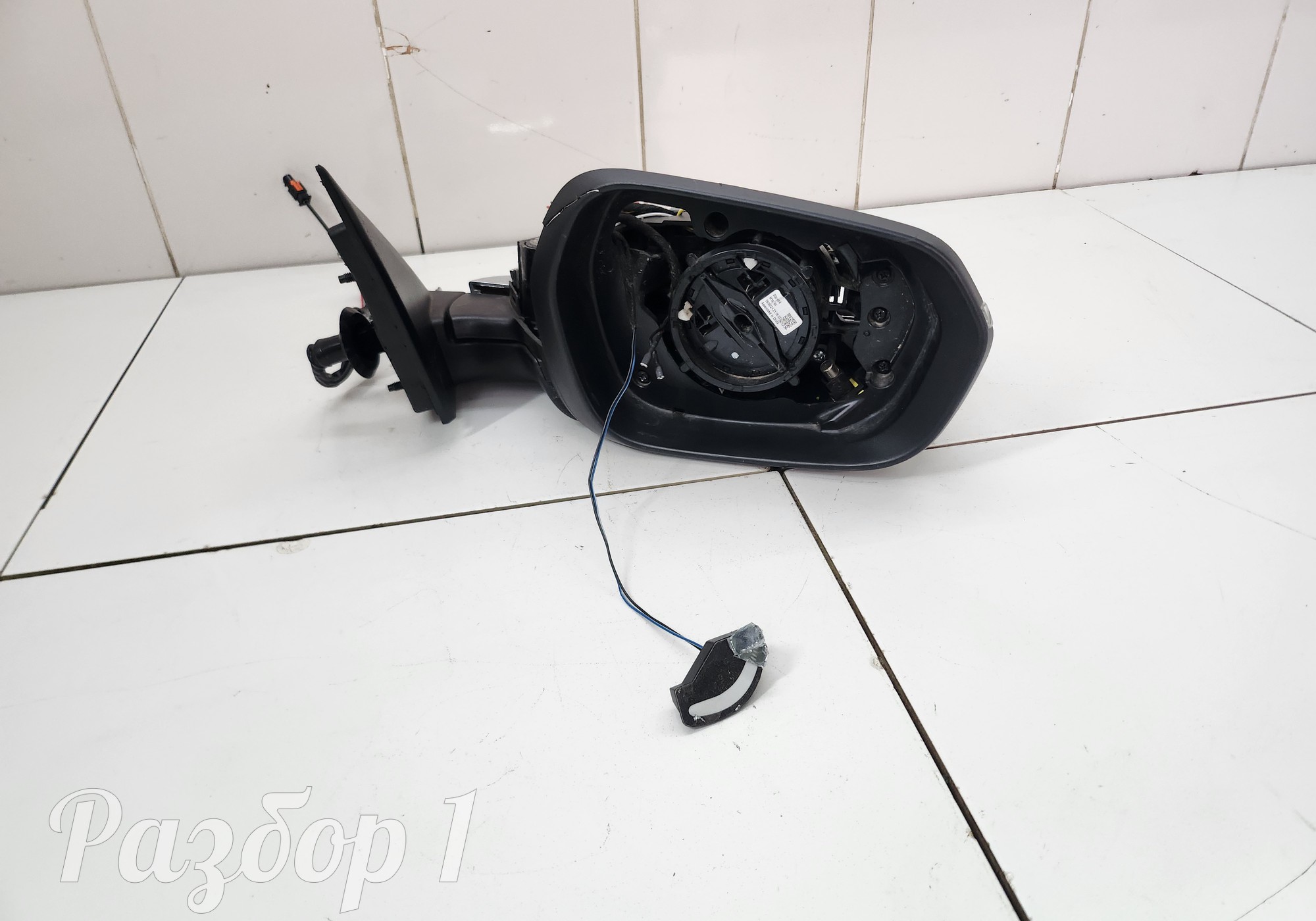 6608010238A13 Зеркало заднего вида боковое правое (10 проводов) для Geely Monjaro (с 2021)