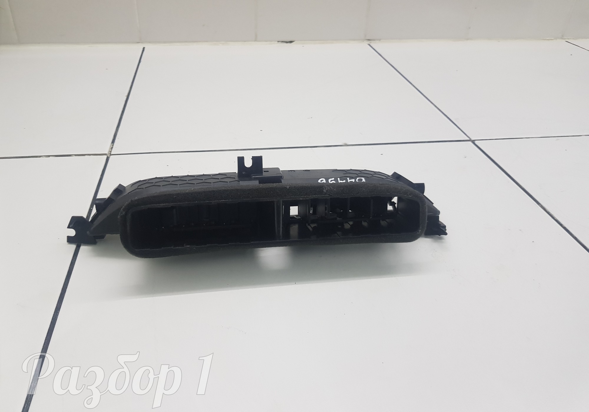 5306136XKQ00A Дефлектор воздушный для Haval F7 (с 2019)