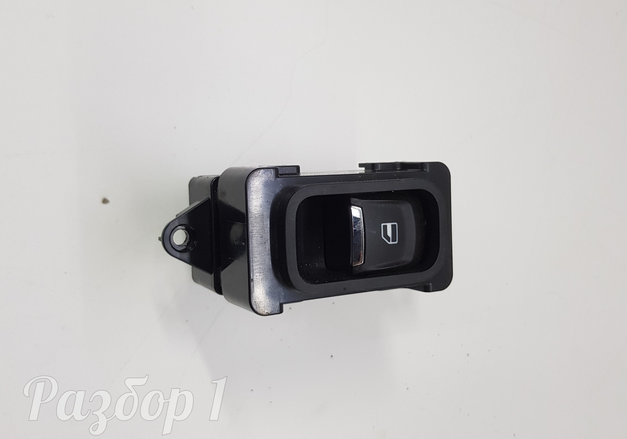 3746103XKN01A Кнопка стеклоподъемника задней правой двери для Haval M6 II (с 2021)