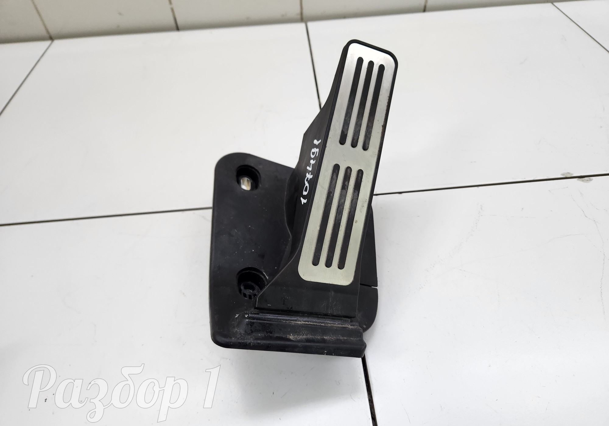 204002592AA Педаль акселератора для Jaecoo J8 (с 2024)