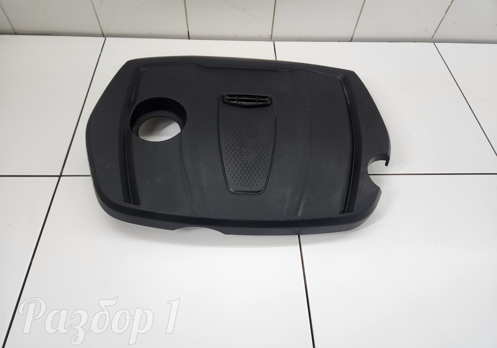 8894008330 Крышка двигателя для Geely Emgrand (SS11) (с 2021)